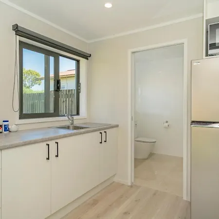 Rooftops Accommodation Whitianga Exterior photo