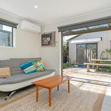 Rooftops Accommodation Whitianga Exterior photo
