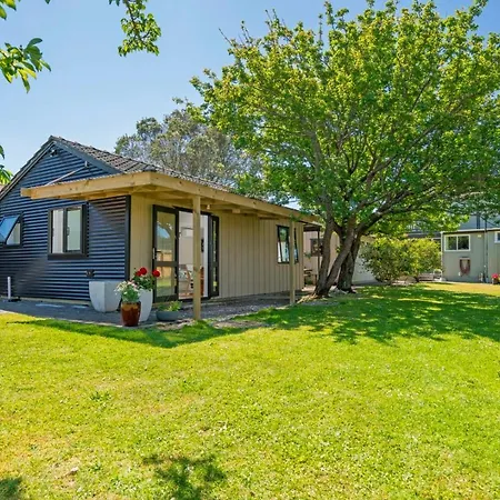 Rooftops Accommodation Whitianga Exterior photo
